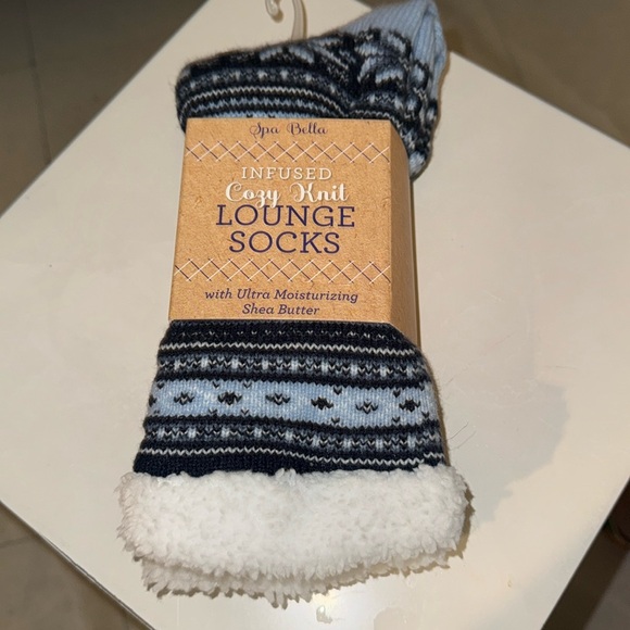 Spa Bella Womens Infused Cozy Knit Lounge Socks w/ Shea Butter - Picture 2 of 4